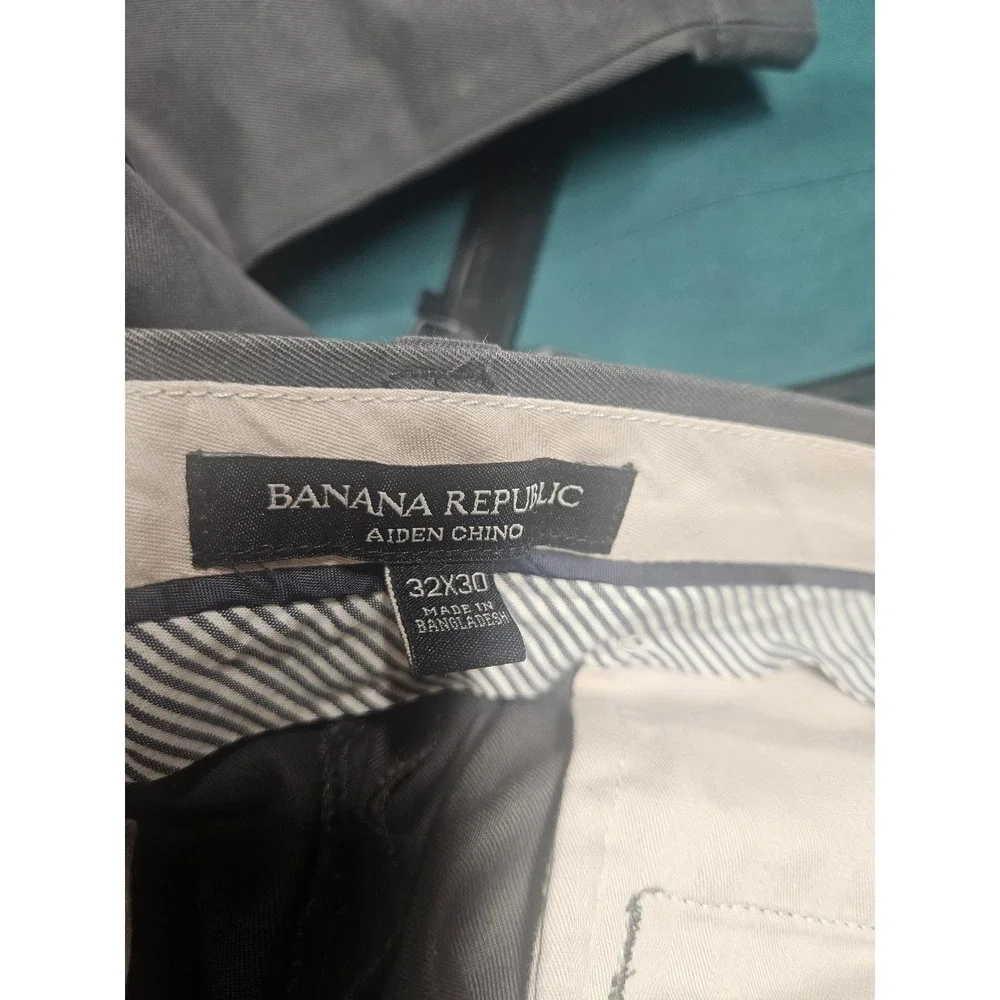 Banana Republic Mens Aiden Chino Pants 32x30 Charcoal Gray Slim Fit Cotton Twill